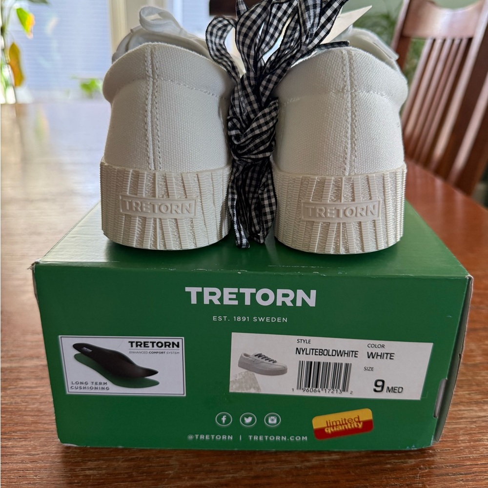 Tretorn NyLite Bold tennis shoes.  Womens size 9 platform.  NWT and box. - Picture 5 of 7